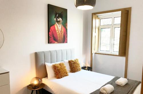 Royal Cats Apartment