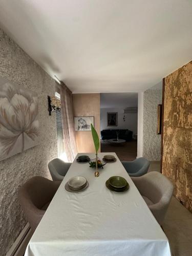 Studio 21