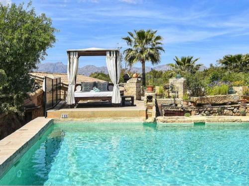 Holiday Home Ländliche Finca Sa Torre mit Jacuzzi by Interhome