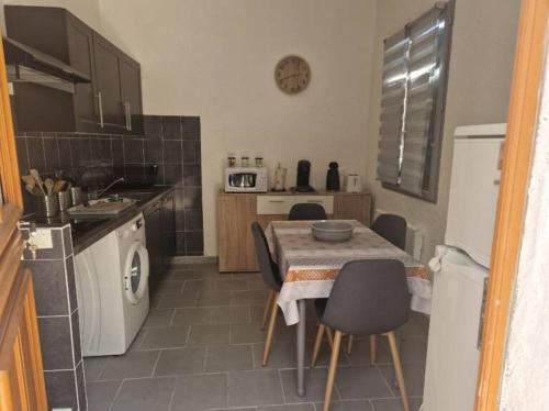 Appartement F1 dans maison individuelle