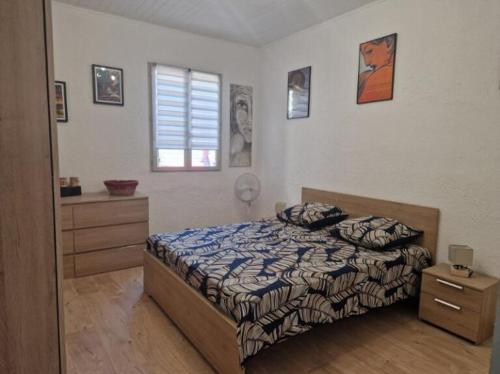 Appartement F1 dans maison individuelle