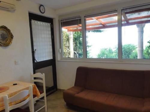 Apartment Ruhiggelegenes Sutdio mit Gartenterrasse in Strandnähe by Interhome