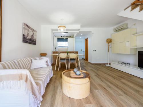 Apartment Tramuntana II by Interhome