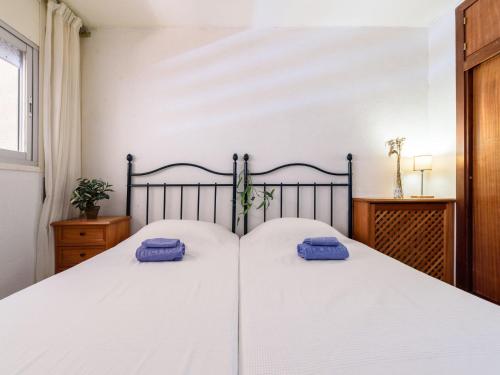 Apartment Helios by Interhome
