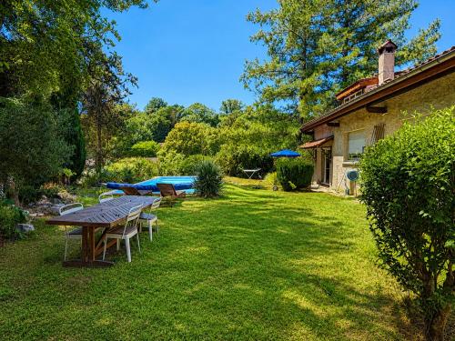 " Au Chant Des Cigales " Piscine - Terrasse - WIFI