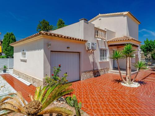 Holiday Home Harmonia by Interhome