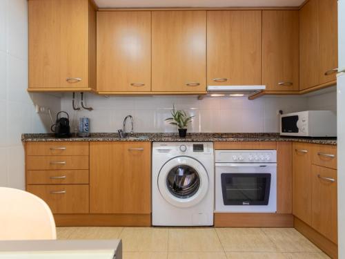 Apartment Almansa by Interhome