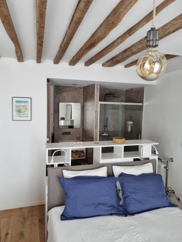 Paris, cozy apartment Marais