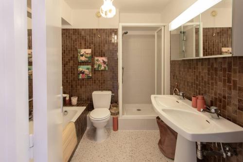 L15 Staywizus - Central suite 8 min walk sea - Parking Terrace AC