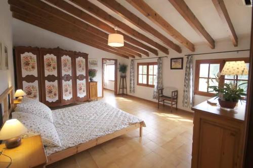Ca na Pomara- Country house in a quiet and well-located area
