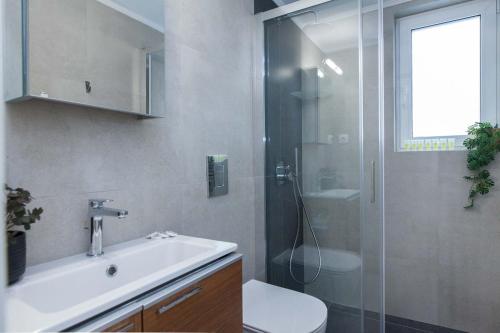 Exclusive 1 Bd Residence in Koukaki Athens