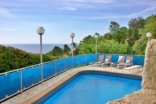 Haut de villa avec piscine privée et vue panoramique mer et Esterel
