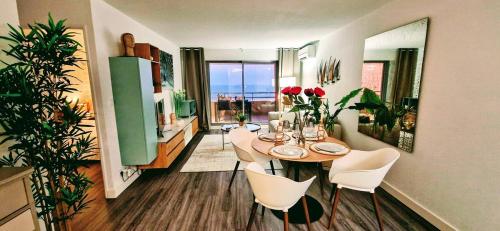LE DOMAINE DU GOLFE, Vue Exceptionnelle, Standing, 2 parkings, Climatisation, Piscine, Tennis