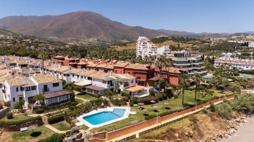 Bahia Azul Estepona - Beach Townhouse