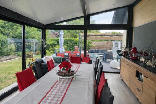 M089 Magnifique maison avec sauna piscine