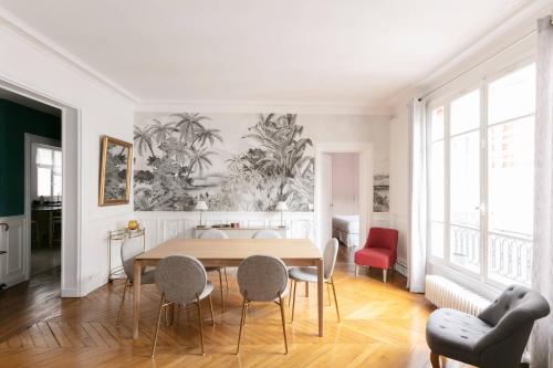 The Refined Parisian