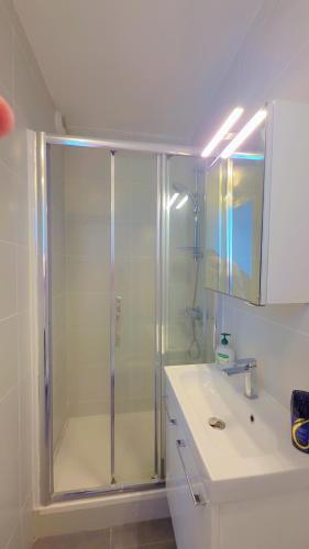 Appartement confortable au cœur du 17e arrondissement, Proche métro 13