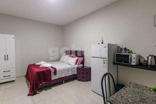Modern Studio 1 Queen Bed City Center
