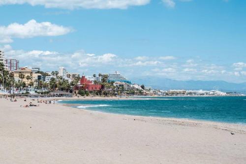 Casa Isabella -Sunny Studio PUERTO MARINA - By Budha Apartments