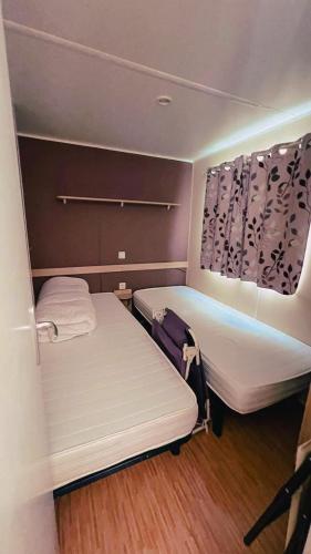 Spacious chalet with furnished terrace