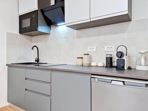 Apartment Dalmatica-1 by Interhome