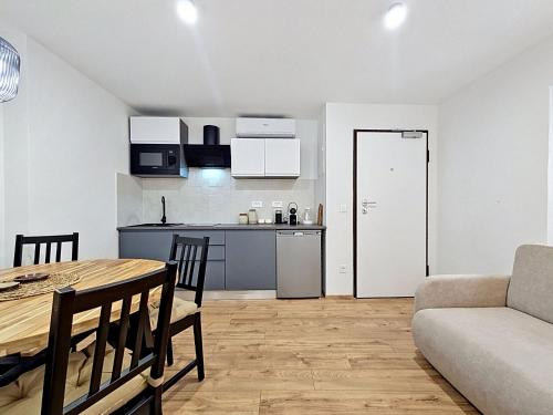 Apartment Dalmatica-1 by Interhome