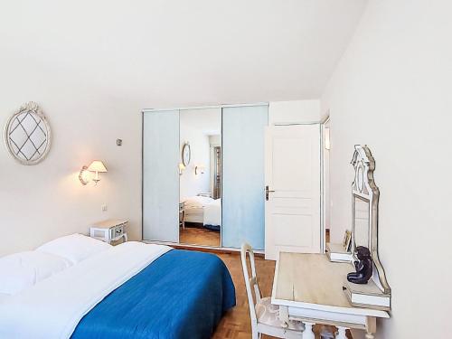 Apartment Le Palais de la Mer-4 by Interhome