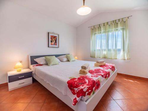 Apartment Kristalis by Interhome