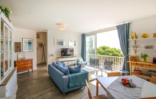 Stunning Apartment In Sete With Wifi