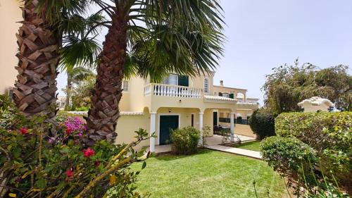 Villa Lote 10, Paraiso da luz - T3 - Sunny Pool