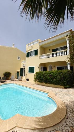 Villa Lote 10, Paraiso da luz - T3 - Sunny Pool