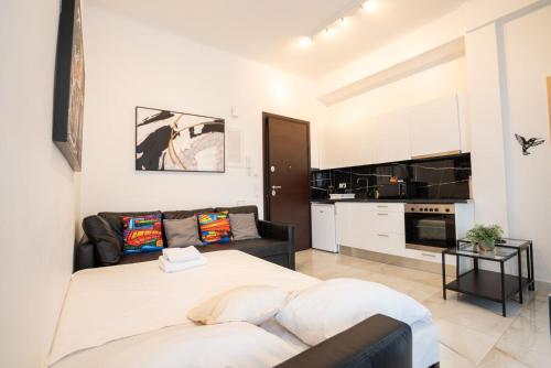 The Athenian Penthouse in Syntagma Square