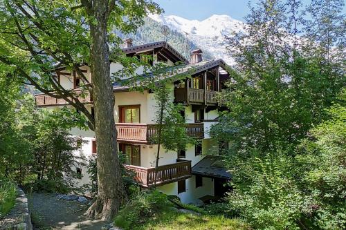 In the Heart of Chamonix duplex view Mont-Blanc photo 17