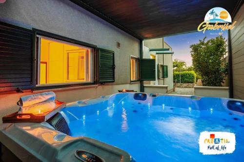 Gabrijel Apartments Makarska 1
