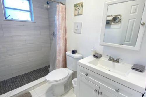 Lively Home near Downtown, stadium, Wynwood photo 15