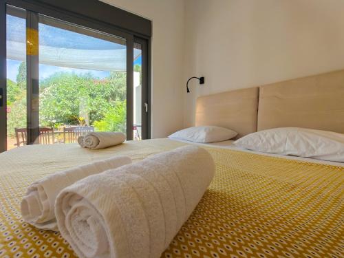 eucalyptus 2019 top floor two-balconies beachfront apartment