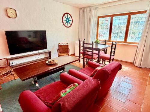 Albufeira Beach Apartment 3 Min Walk to Beach