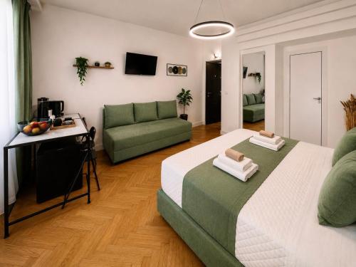 Lucent - Elyseon Suites Ermou