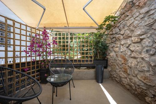 Minimal Nest - Glyfada