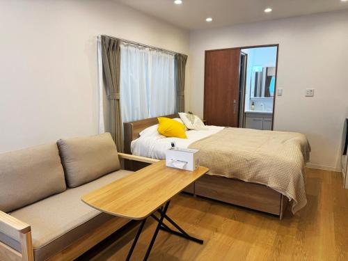 XLH101,1F, Newly Renovated in 2026, Easy Ground-Floor Access, Double Bed and Sofa Bed, Private Kitchen, Sleeps 4