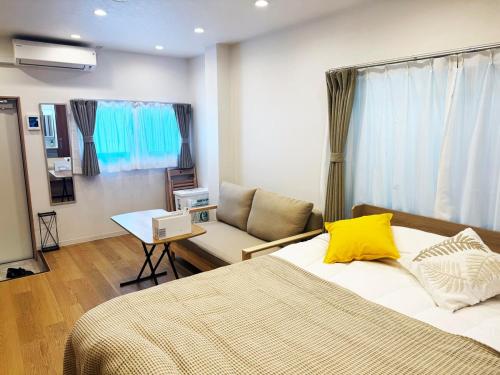 XLH101,1F, Newly Renovated in 2026, Easy Ground-Floor Access, Double Bed and Sofa Bed, Private Kitchen, Sleeps 4