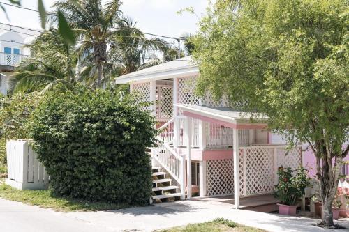 Gallery image of Tickled Pink in Harbour Island