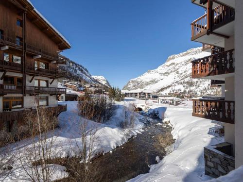 Appartement skis aux pieds, vue montagne - 4 pers.