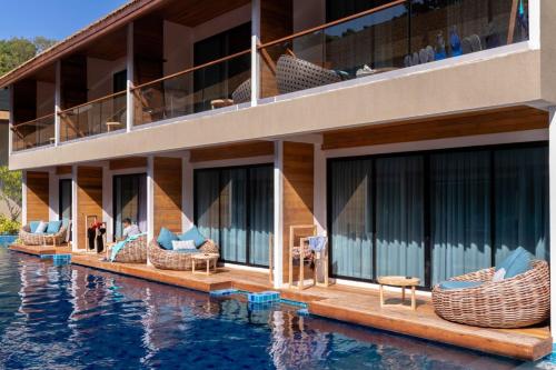 AKIRA Lipe Resort — Property building