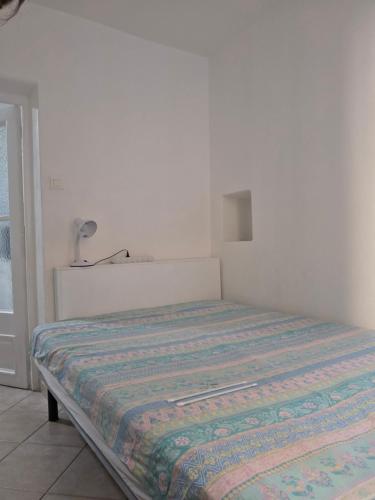 Le Soléna appartement climatisé au rez-de-chaussée dans le Vieux Menton