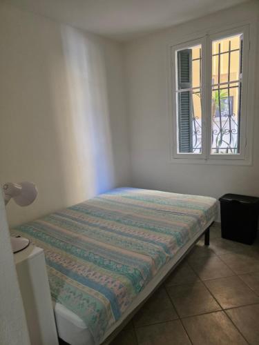 Le Soléna appartement climatisé au rez-de-chaussée dans le Vieux Menton