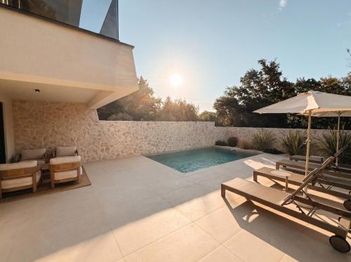 V I D Boutique Apartments