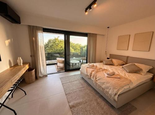 V I D Boutique Apartments