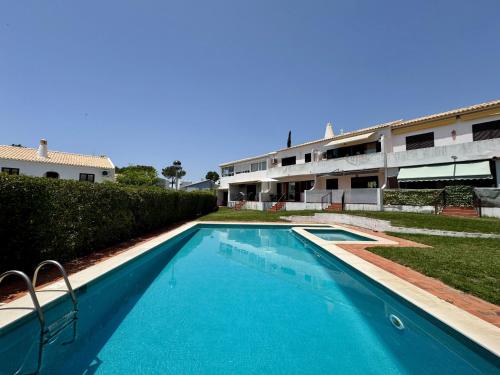 Vilamoura Classic 3 With Pool by Homing