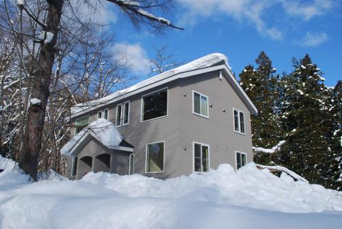 Cat's Villa 3 & 4